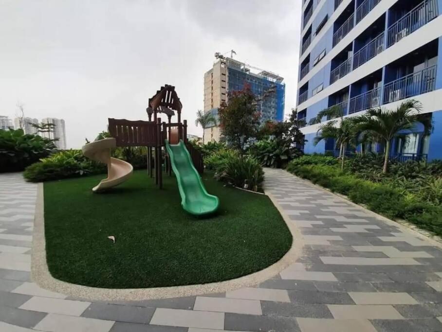 New Cosy 1br Above Air Mall Walk To Ayala/buendia Apartment
