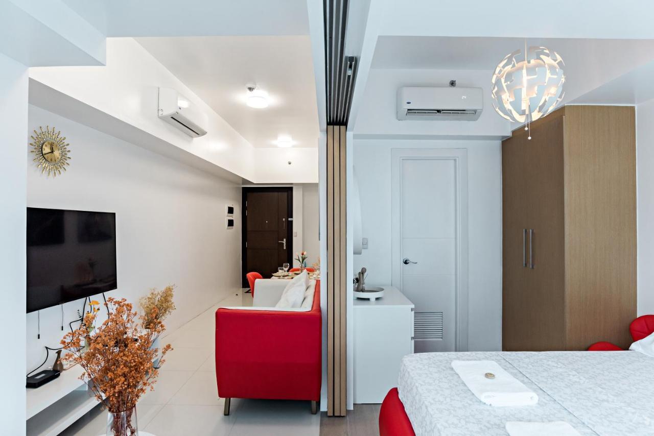 1br In Uptown Bgc *