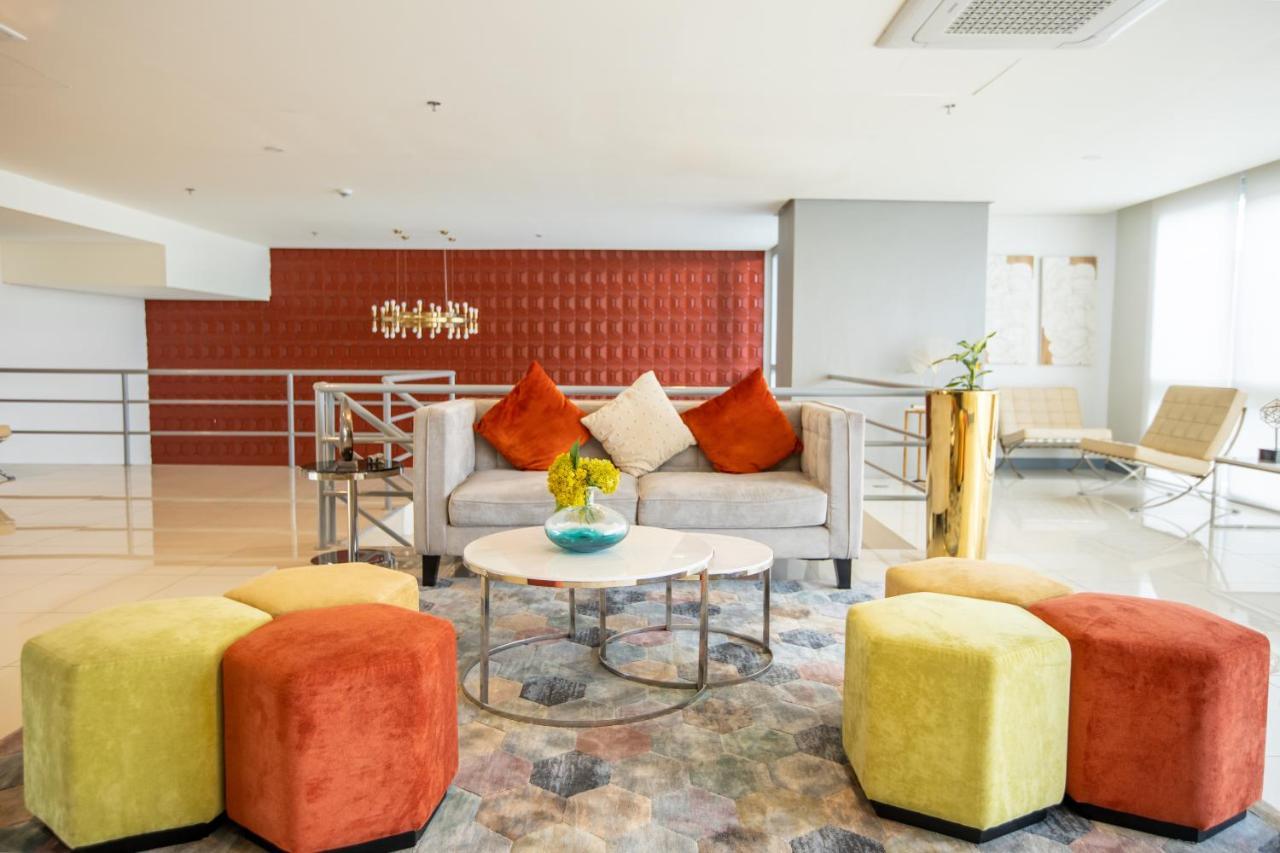 1br In Uptown Bgc Aparthotel *