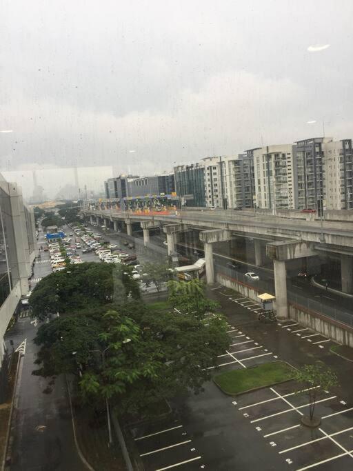 Modern Minimalist Unit Across Naia3 * Manila