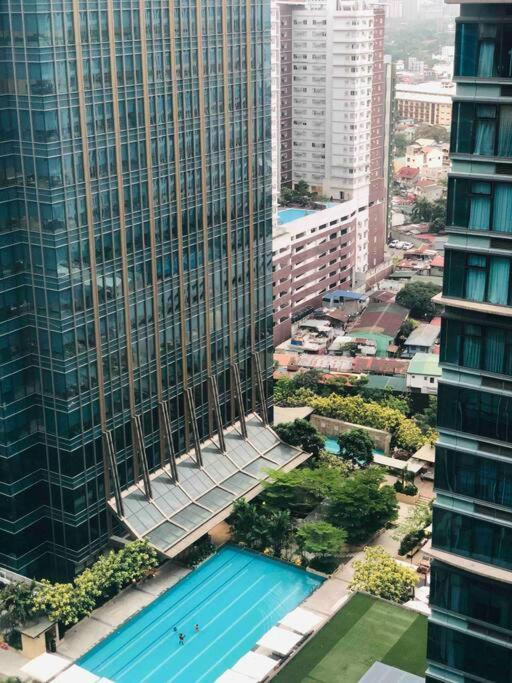 Apartment One Uptown 1br 2bed Affordable For 4,uptown Mall Linked