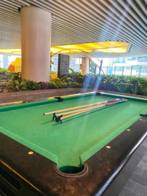 New Cosy 1br Above Air Mall Walk To Ayala/buendia * Manila