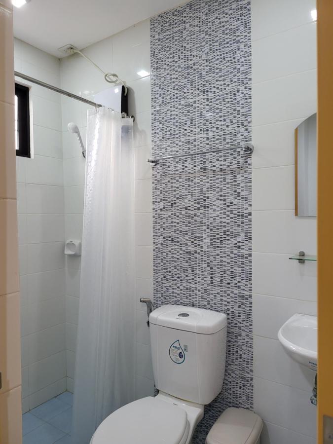 Hotel R Us - Purisima Manila