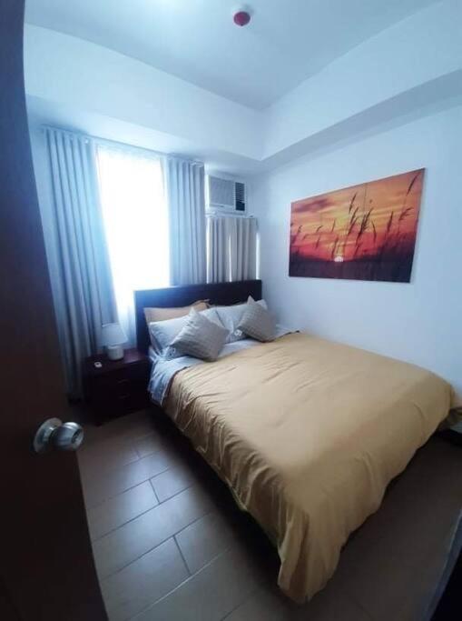 Cubao Manhattan Heights Unit 6h Tower B, 2br Apartment *