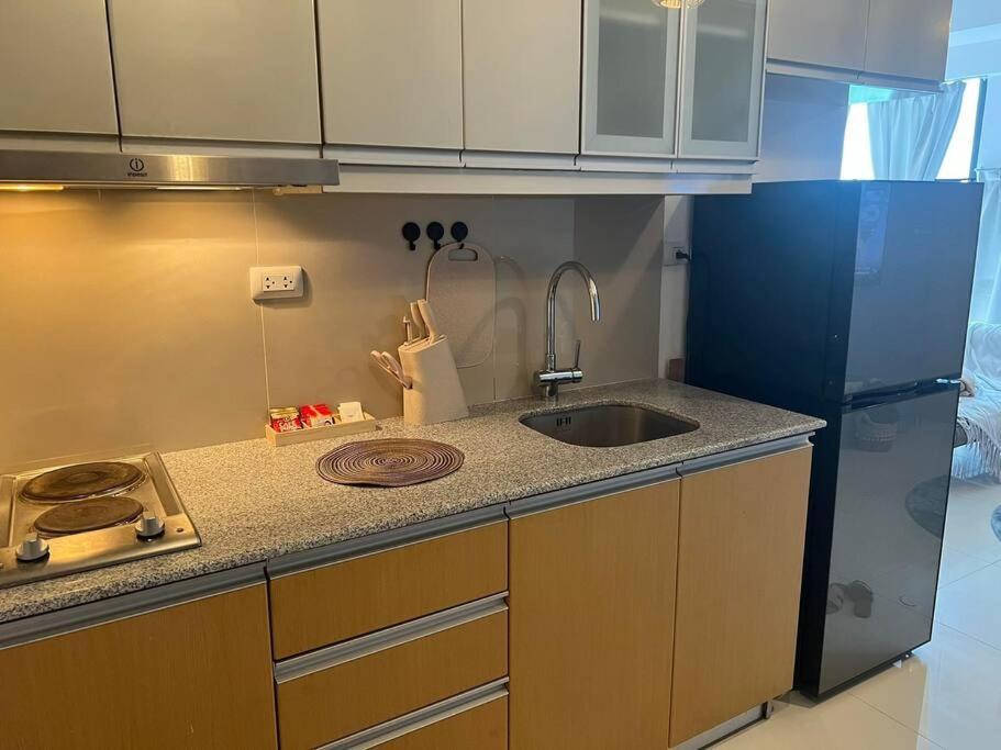 Apartment Chic And Cozy Viceroy Residences Taguig *