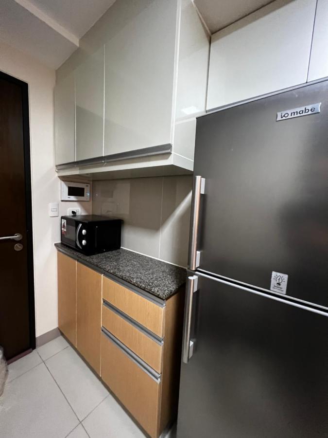 1 Bedroom Uptown Bgc Across Uptown Mall * Manila