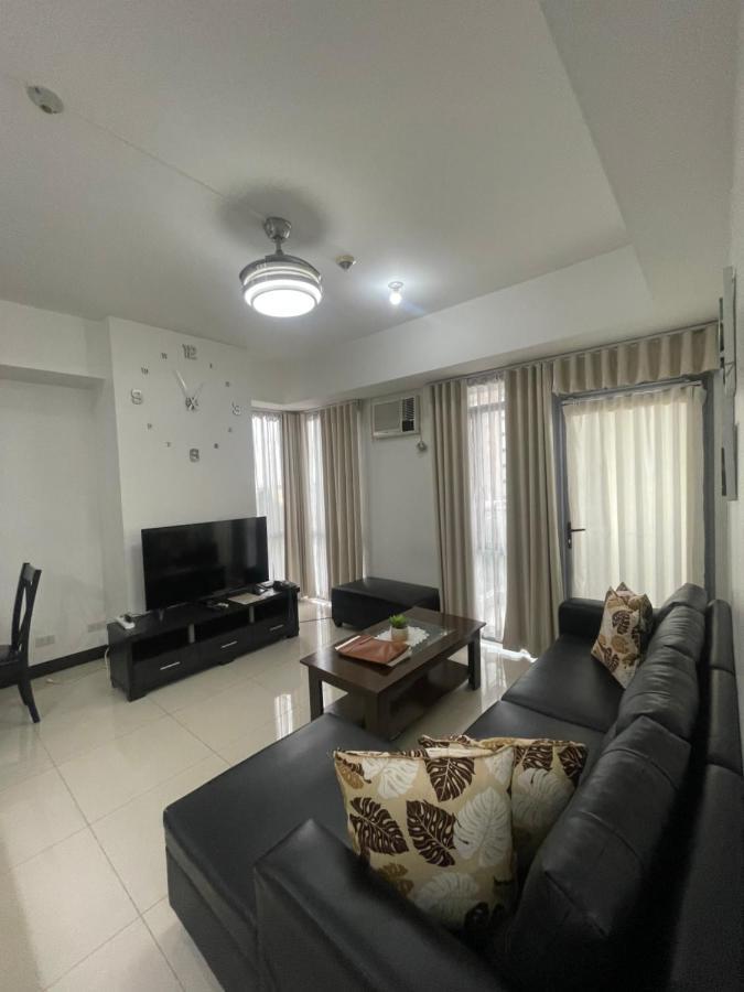 Apartment Cubao Manhattan Heights Unit 6h Tower B, 2br *