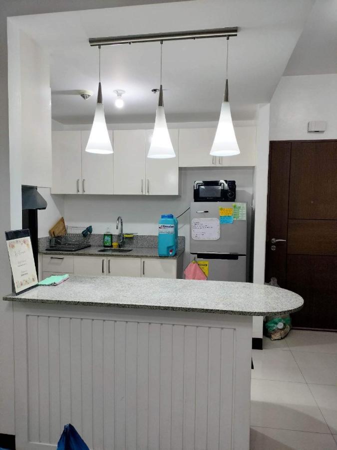 Apartment Cubao Manhattan Heights Unit 6h Tower B, 2br *