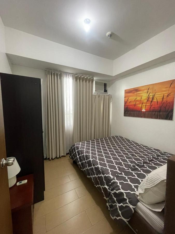 Apartment Cubao Manhattan Heights Unit 6h Tower B, 2br *