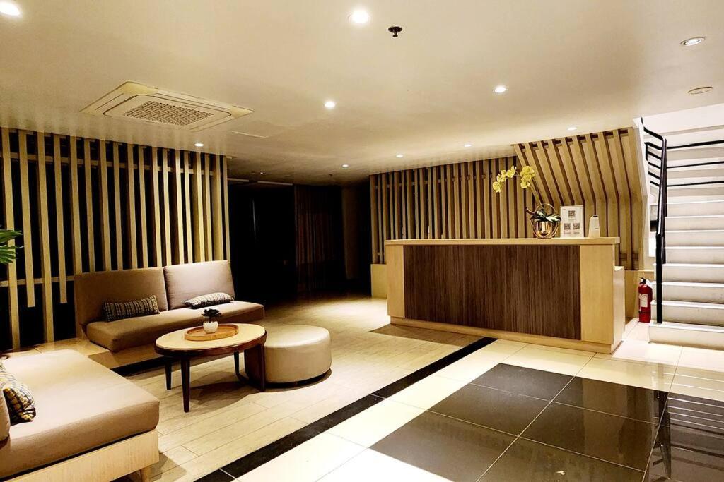 Casa Antonio At Uptown Parksuites Two Apartment *