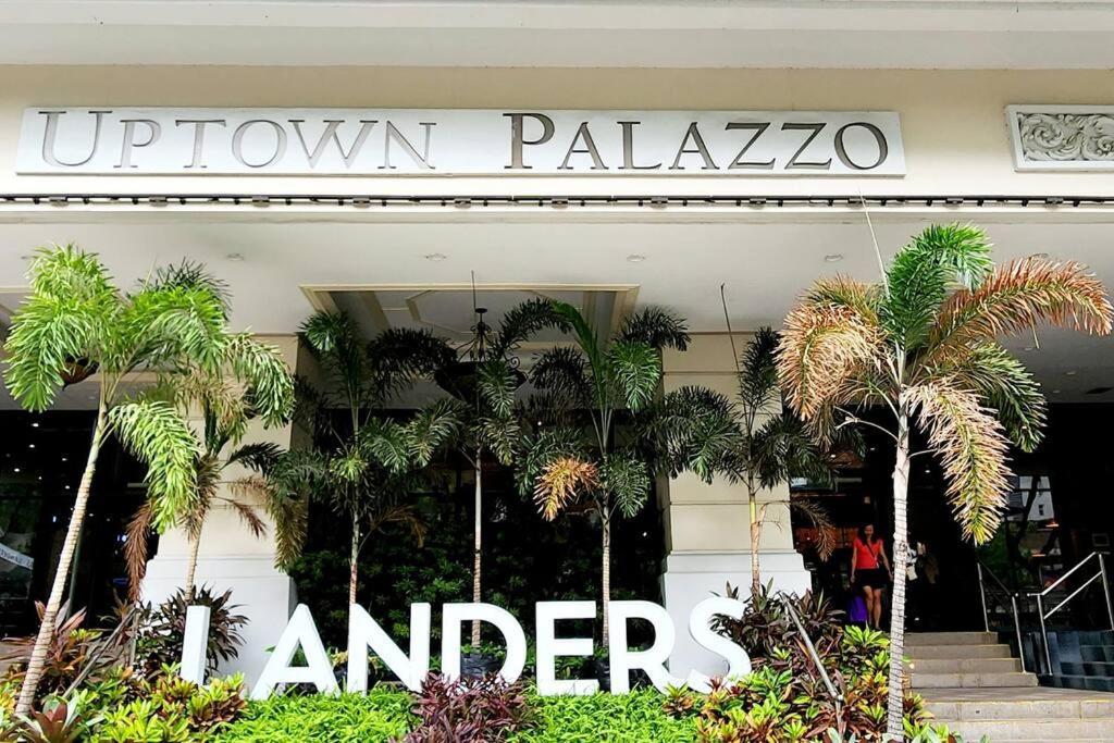 Casa Antonio At Uptown Parksuites Two Apartment