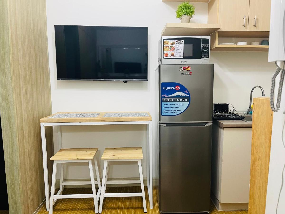 Grace Residences Elegant 1 Bedroom With Balcony *