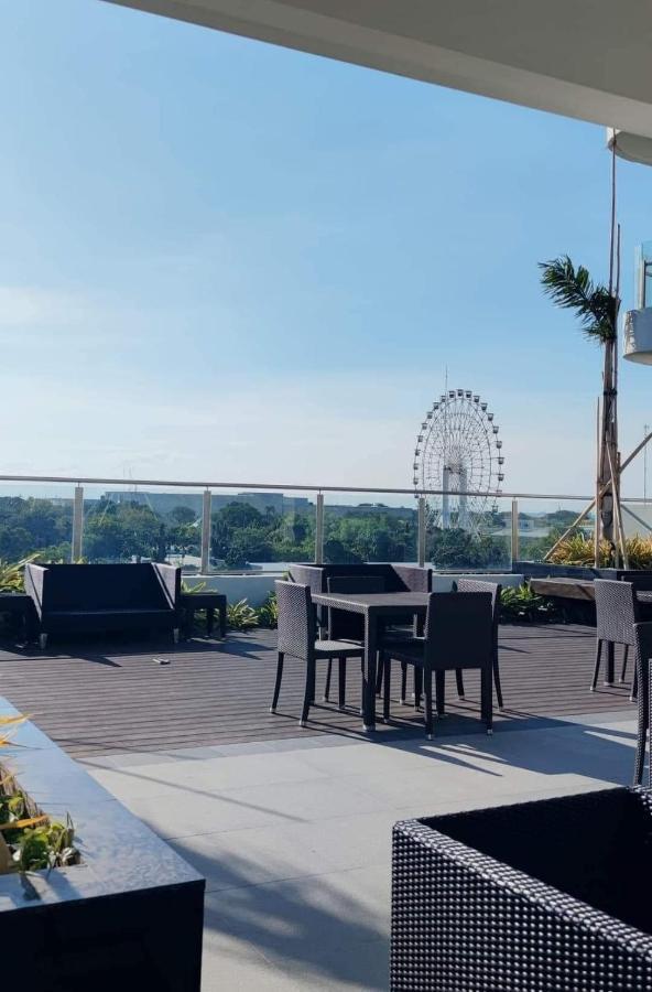 Coast By J 41st Floor Penthouse 1bedroom Manila