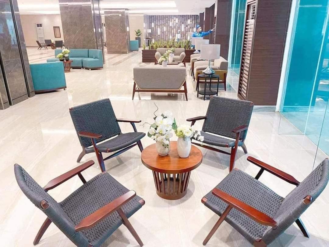 Coast By J 41st Floor Penthouse 1bedroom Manila