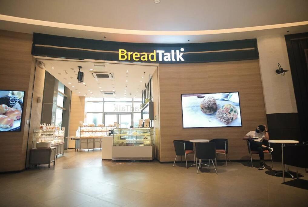 New Cosy 1br Above Air Mall Walk To Ayala/buendia Apartment