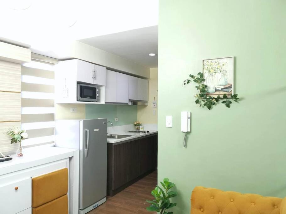 New Cosy 1br Above Air Mall Walk To Ayala/buendia Apartment *