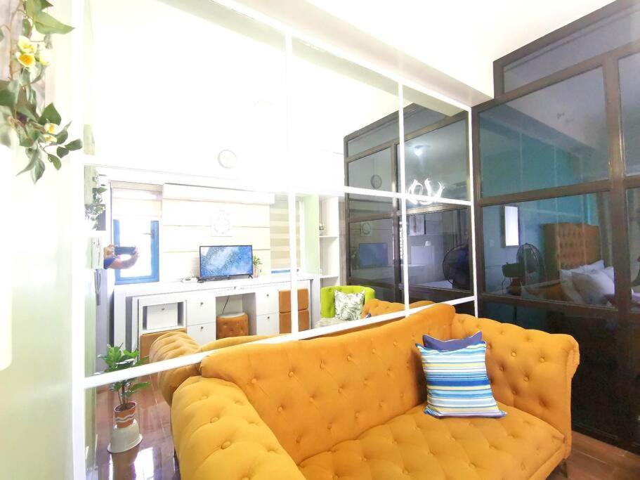 New Cosy 1br Above Air Mall Walk To Ayala/buendia Manila