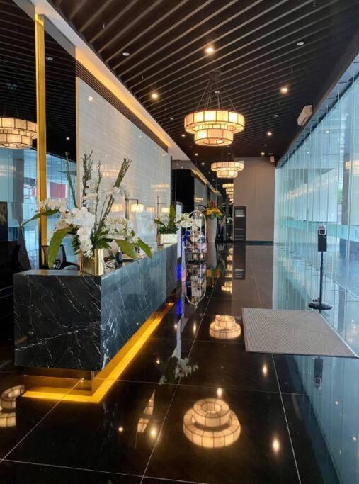 Apartment New Cosy 1br Above Air Mall Walk To Ayala/buendia
