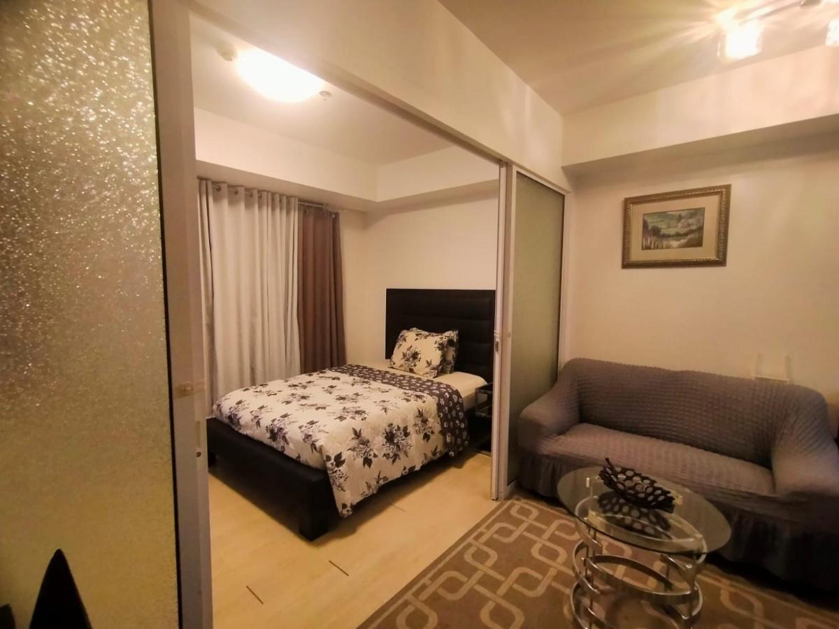 Residences In Azure Condominium Paranaque City Metro Aparthotel