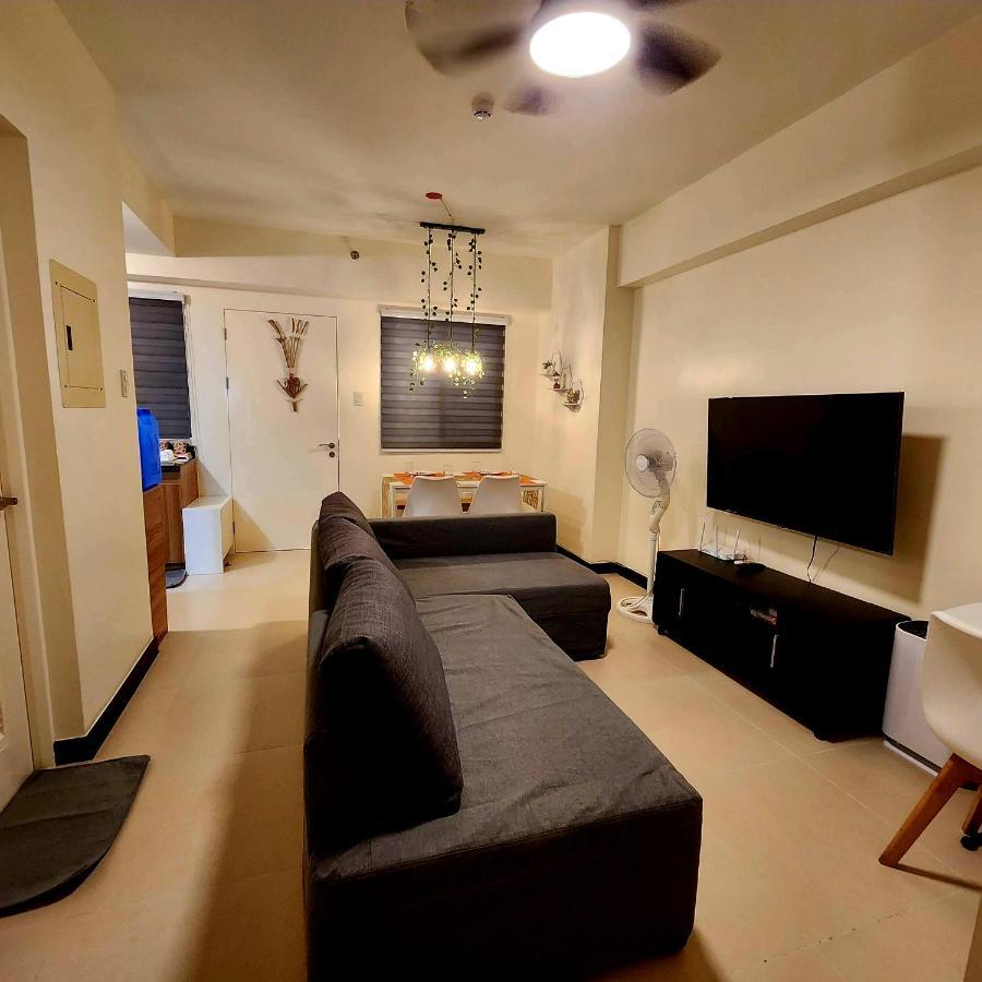 Mandaluyong 2 Bedroom For Rent * Manila