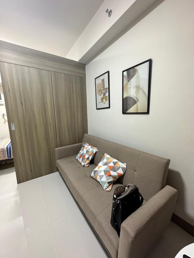 S Residences Moa - Alano's Place *