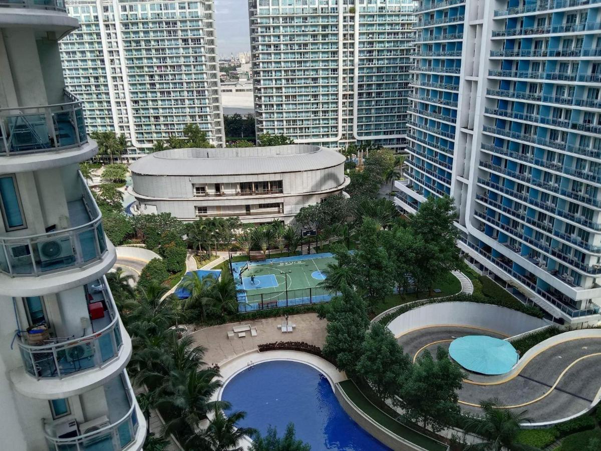 Azure Residences By Florendo Apartment
