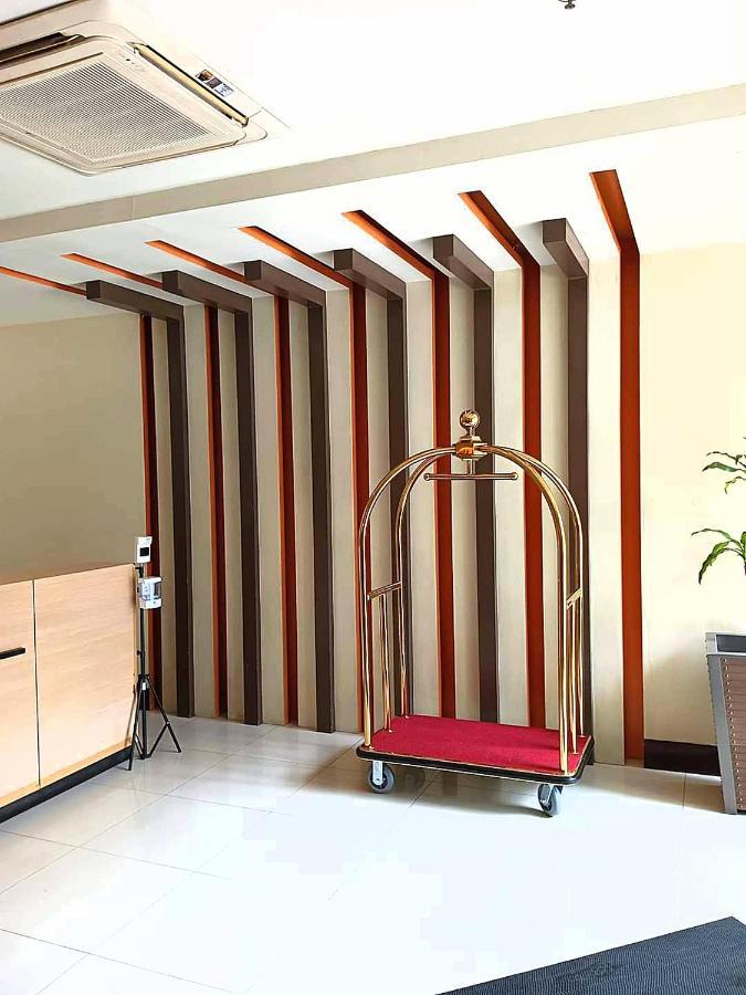 Apartment The Palm Tree Condotel Airport *