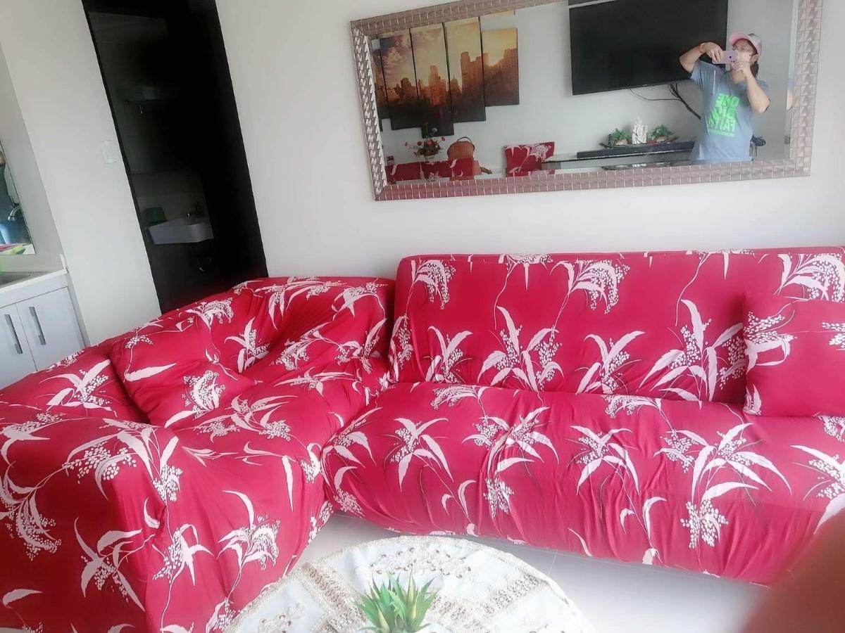 2 Bedroom Portovita Tower 12-a * Manila