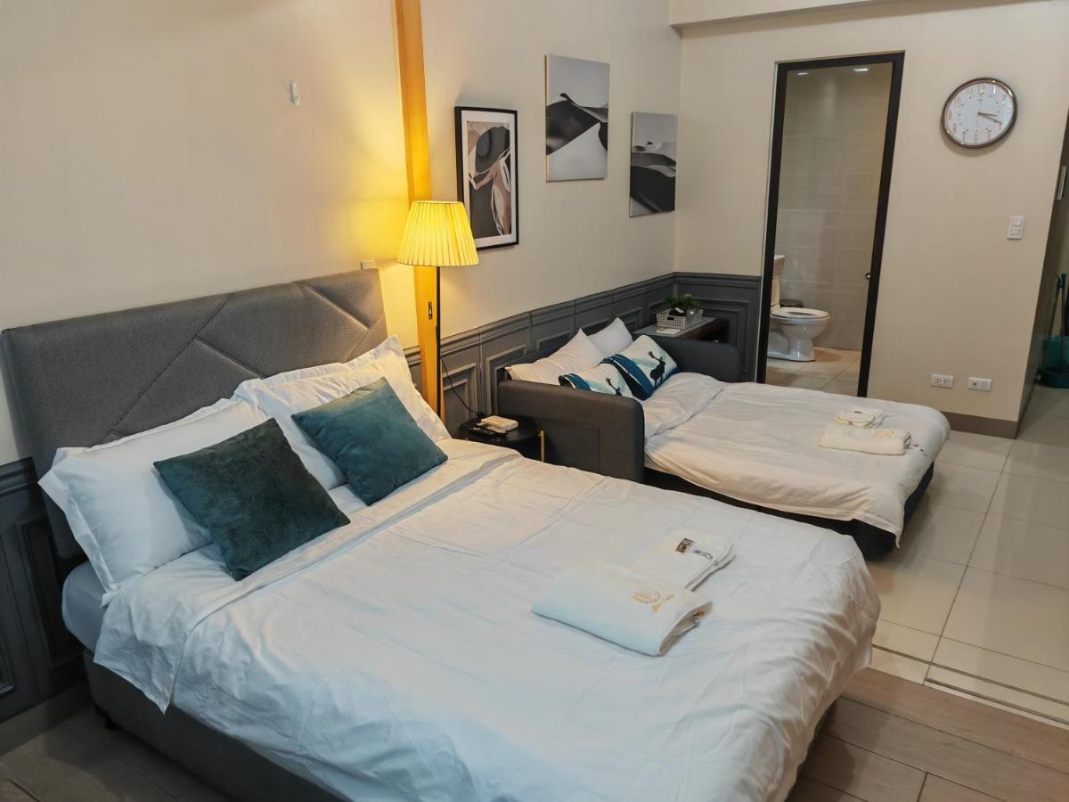 Apartment One Uptown - Thompson Suites *