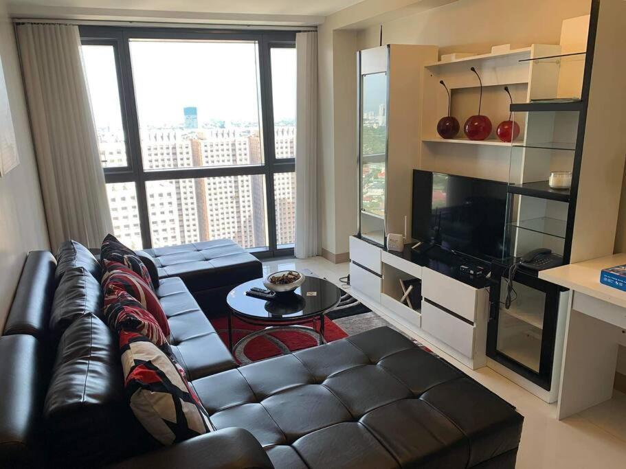 Cozy 1-bedroom With Stunning View