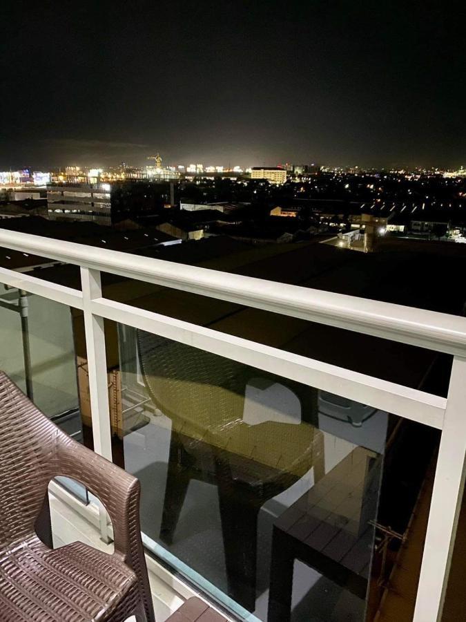 Apartment Azure Staycation Magical