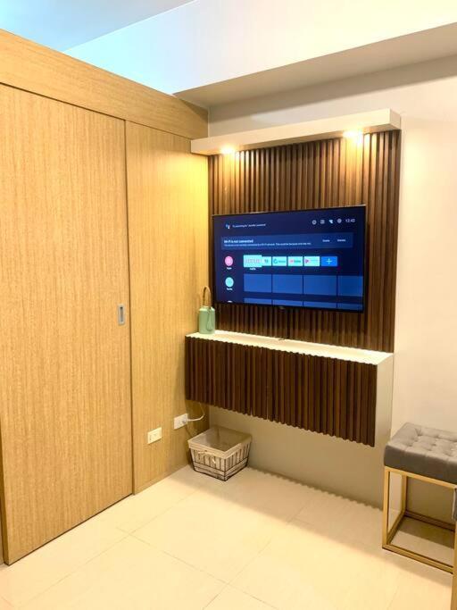 Grass Residences Sm North Apartment Manila