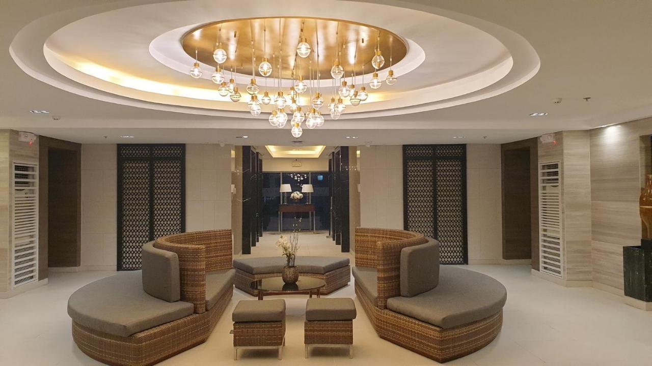 Alexa In Fame Residences Mandaluyong Near Sm Megamall Apartment Manila