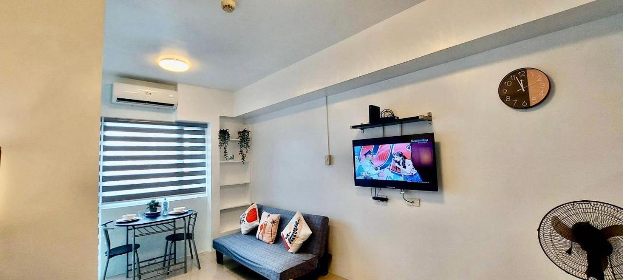 Apartment De Luxe, Standard And -the Breeze Residences-close To Airport,mall Of Asia, Us Embassy *