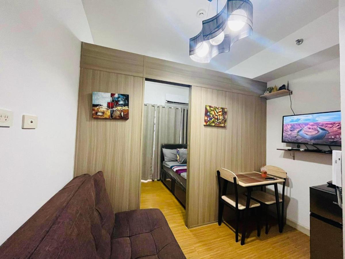 Grace Residences 1bedroom W/ Balcony Near Bgc + Netflix Apartment