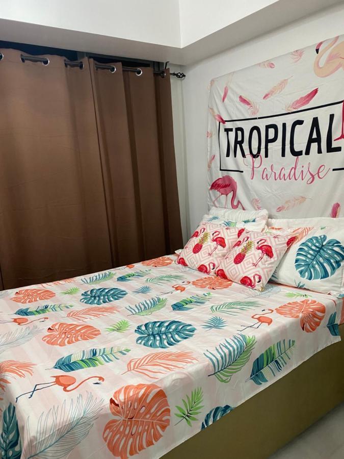 Tropical Paradise At Azure Apartment