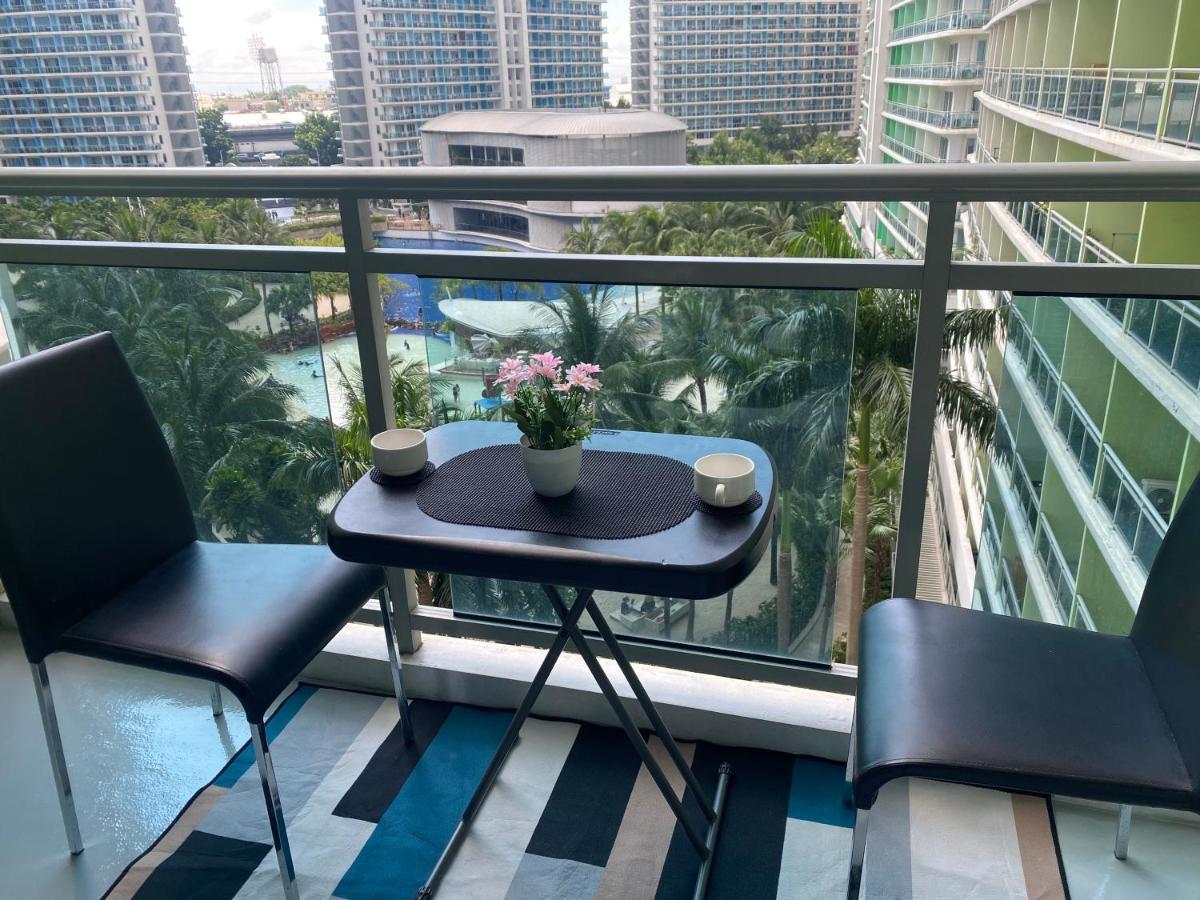 Tropical Paradise At Azure Apartment Manila