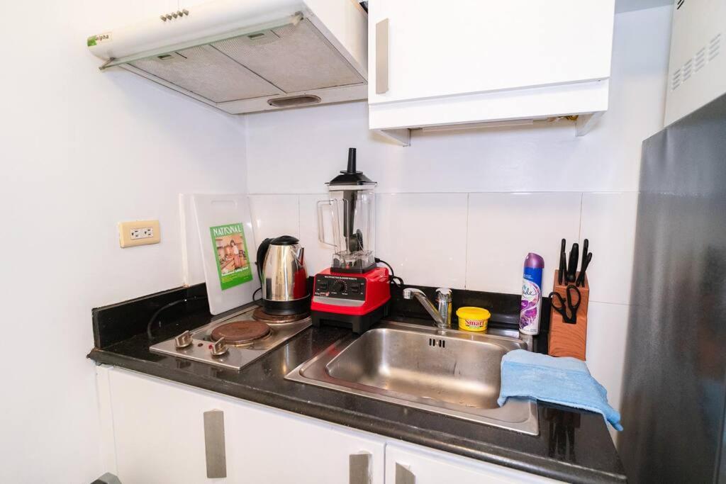 A2j Executive 1br Near Venice Mall Bgc * Manila