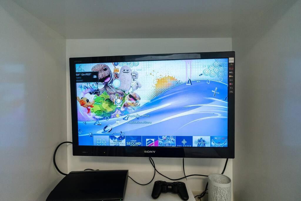 A2j Executive 1br Near Venice Mall Bgc Apartment *