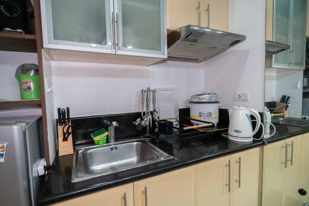 A2j Executive Near Venice Mall Bgc Taguig *