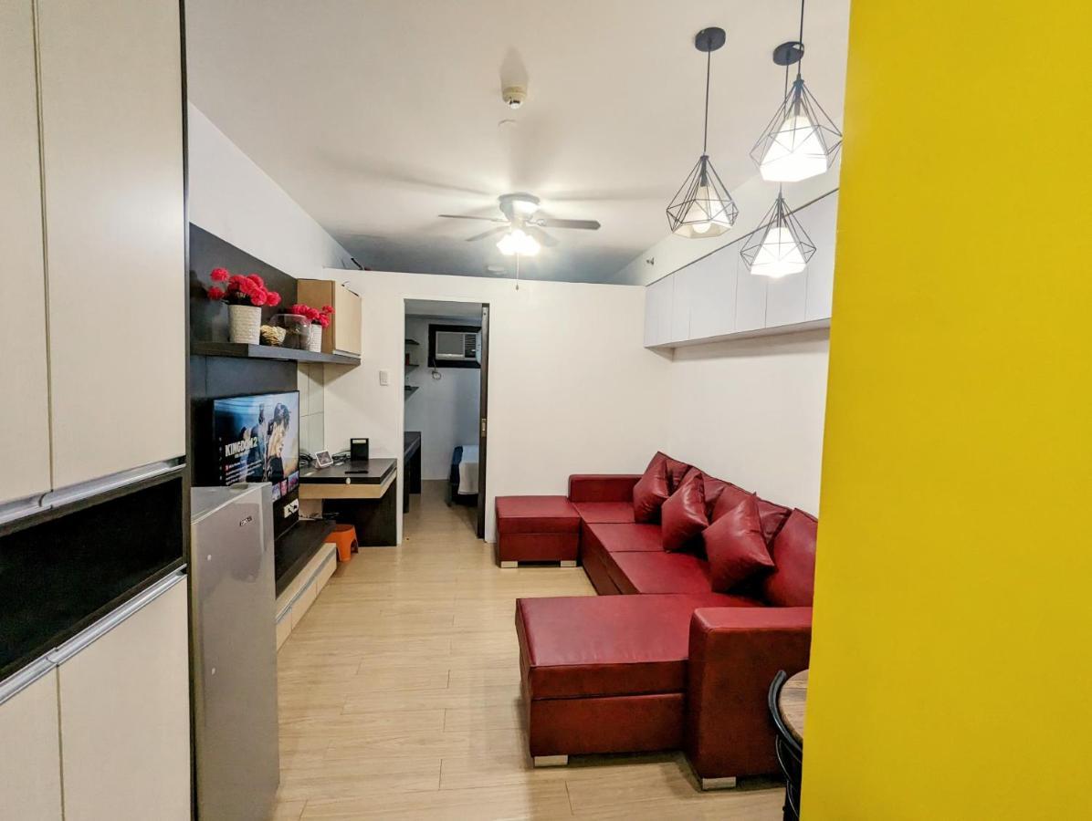 Premium 1br At Mplace Music 50 Inch Tv Pool Pay Extra * Manila