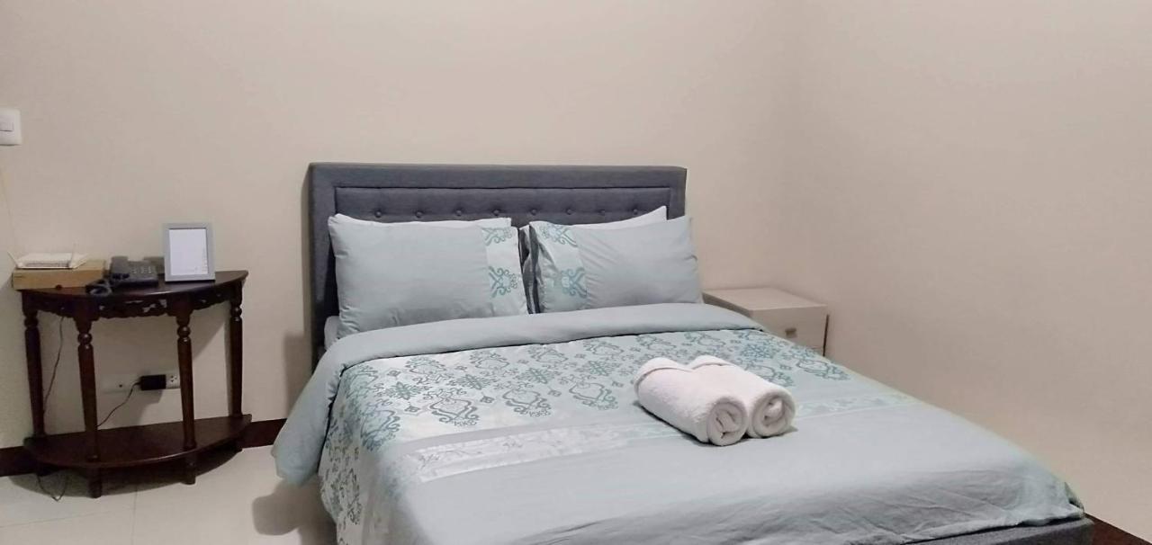 Condotel Walking Distance To Airport * Manila
