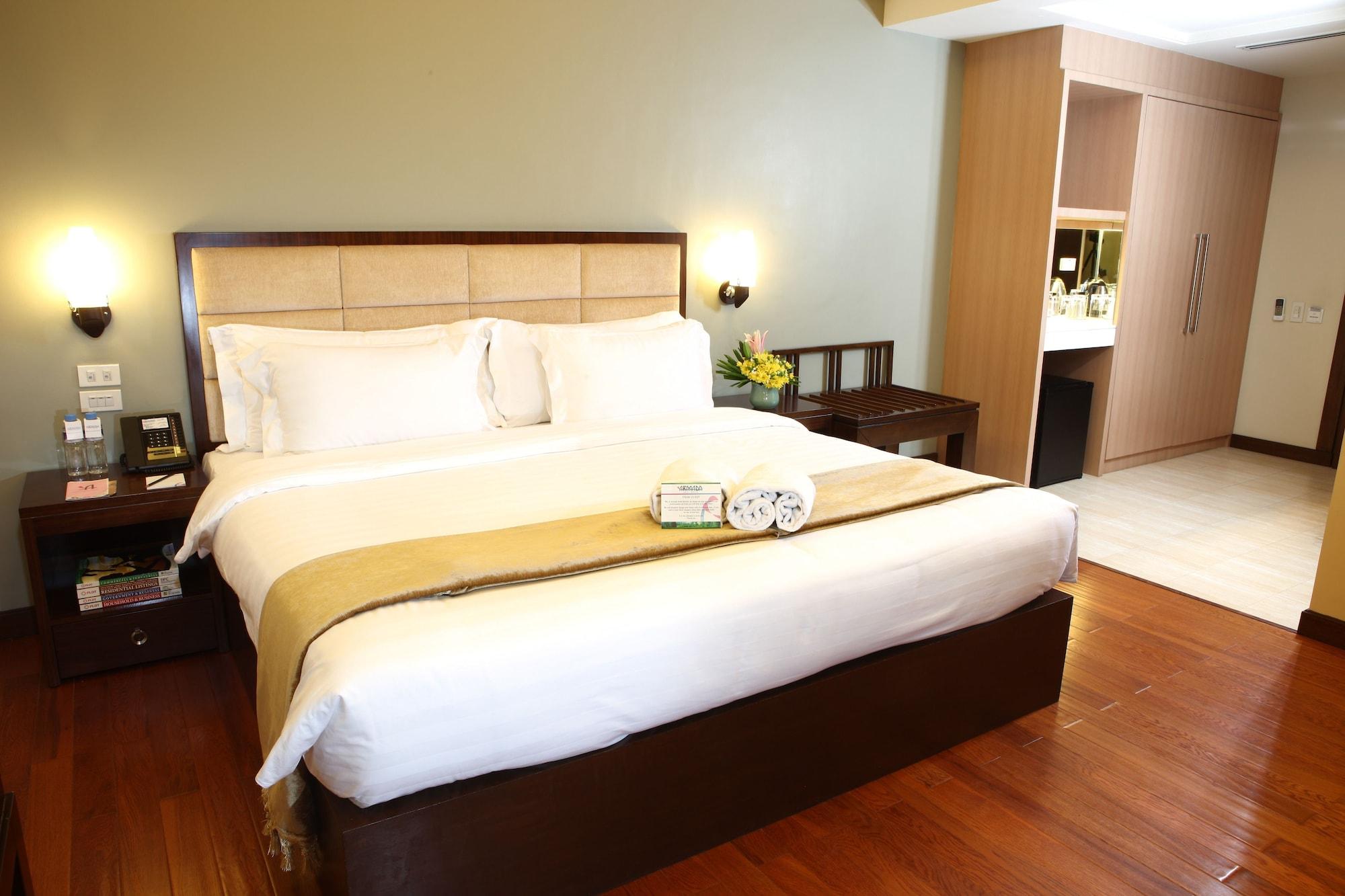 Armada 4* Manila