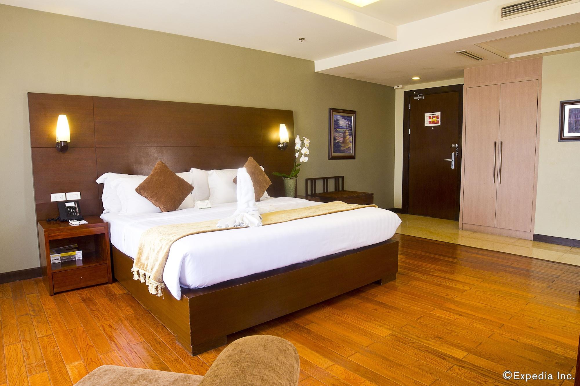 Armada Manila