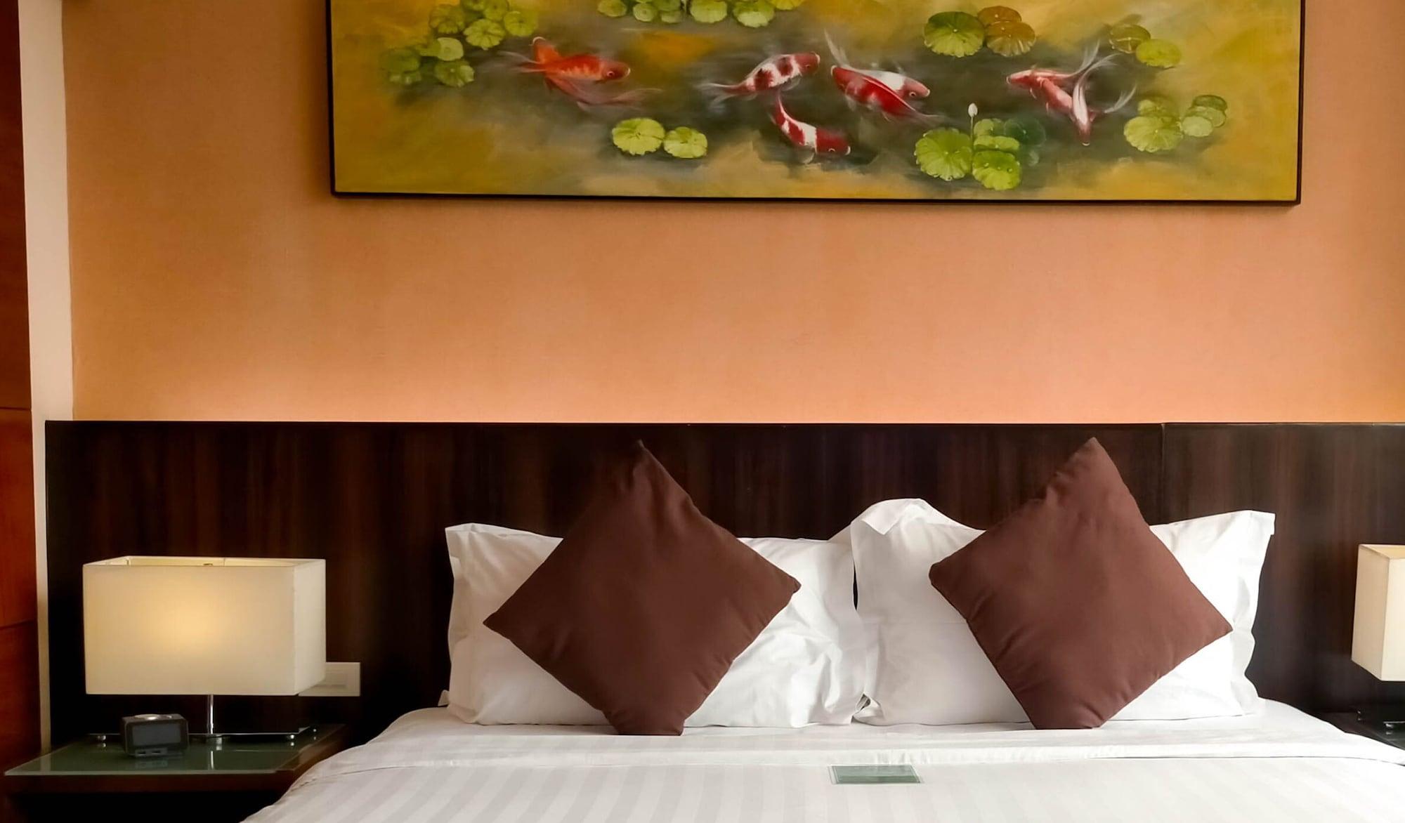 Ramada By Wyndham