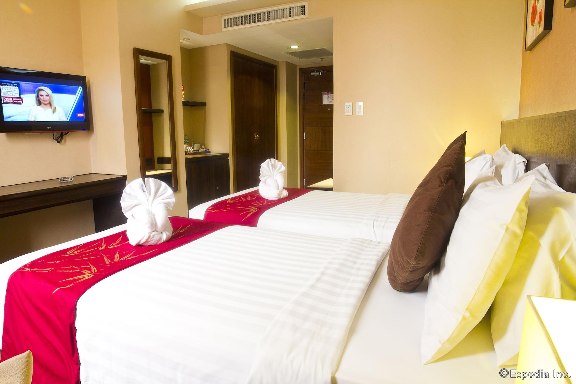 Hotel Ramada By Wyndham Manila