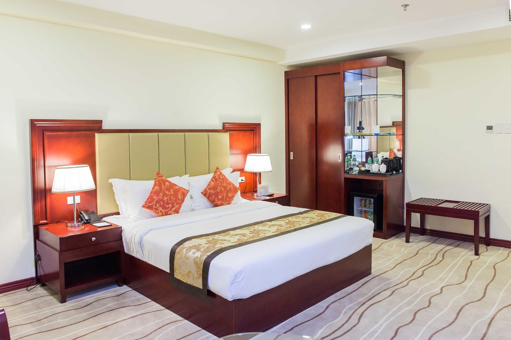 Swiss-belhotel Blulane 3* Manila