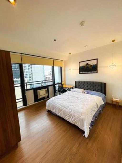 Lovely & Stylish 2br At The Gramercy Makati