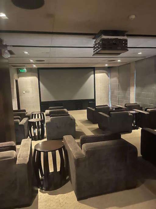 Lovely & Stylish 2br At The Gramercy Makati