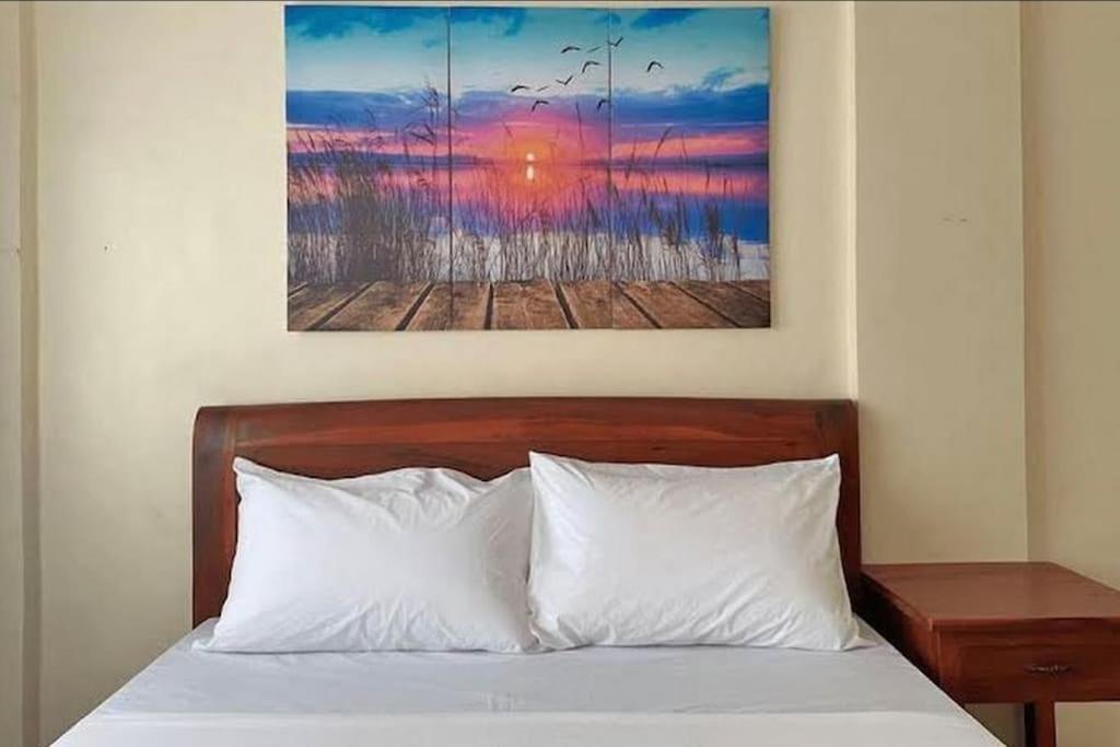 Lawton Residences 3h Apartment *